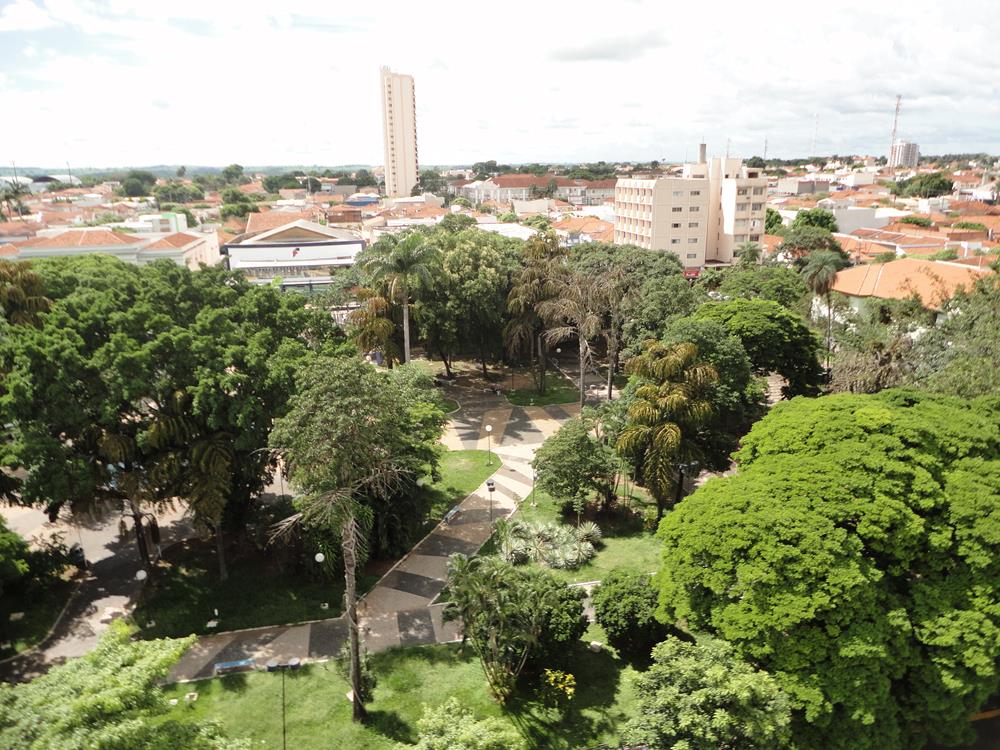 Avenida Antônio Define,550 - Centro