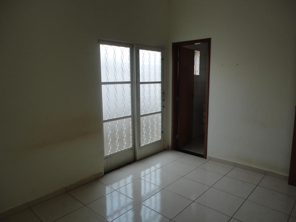 Rua Francisco Barbosa dos Santos,100 - Residencial Jardim do Lago IV