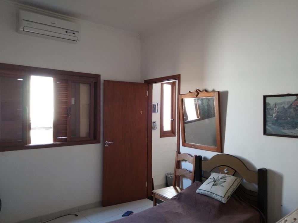 Rua Piauí,60 - Vila Santo Antônio