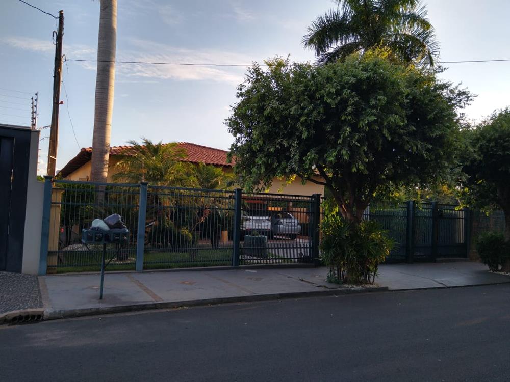 Rua dos Ciprestes,256 - Parque Residencial Village