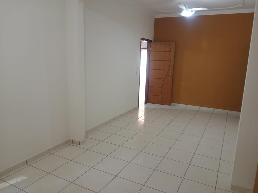 Rua Irmãos Anelli,1025 - DEL REY